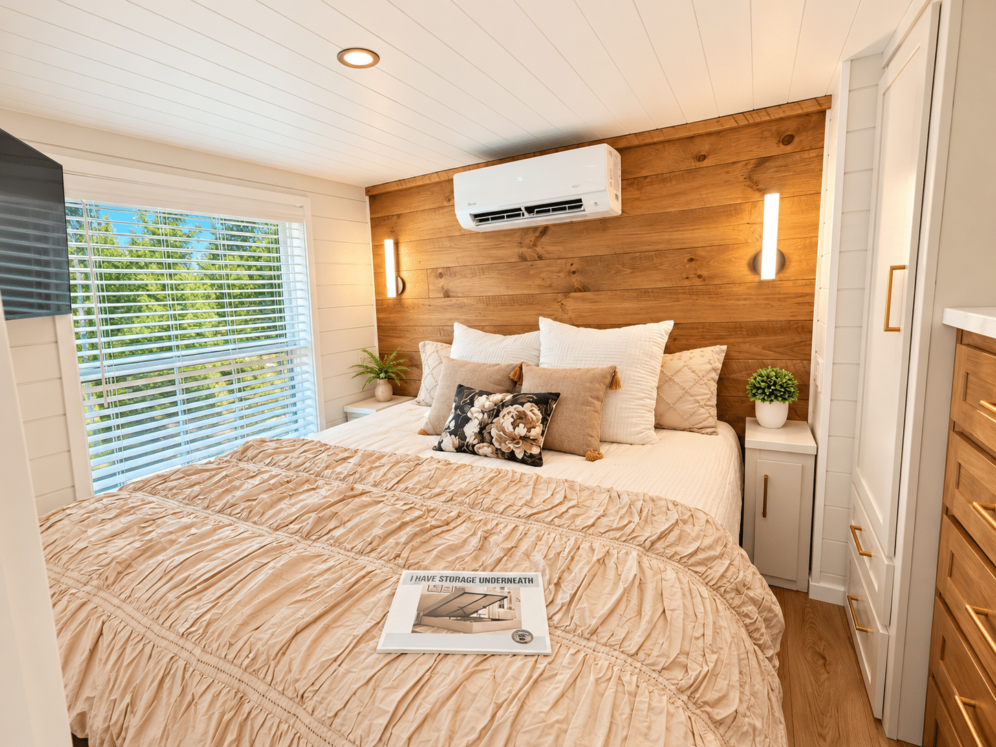 Liberty Tiny Homes Tiny Chateau (22)